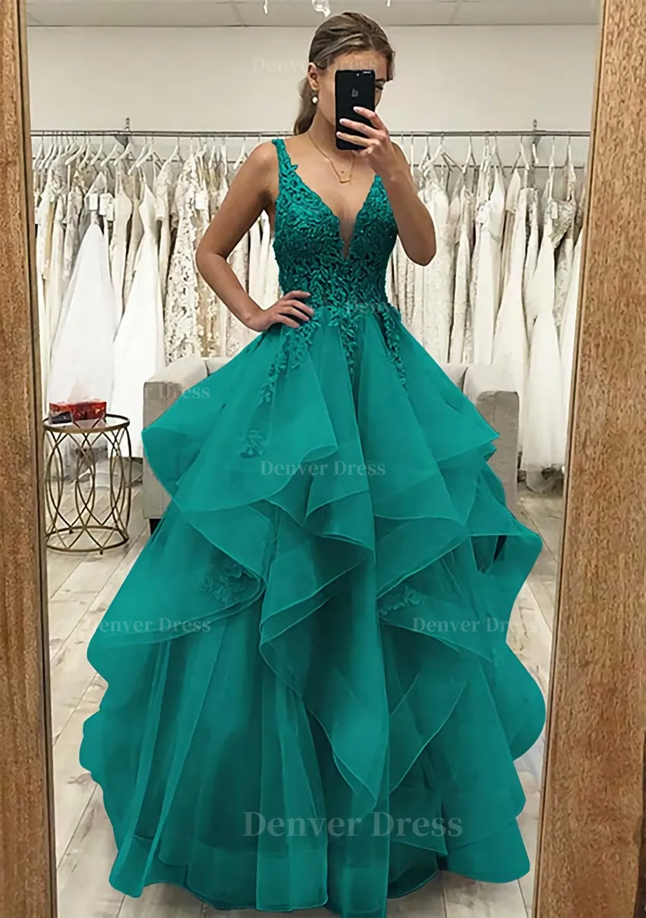 A-line V Neck Sleeveless Long/Floor-Length Tulle Satin Prom Dress With Lace Appliqued