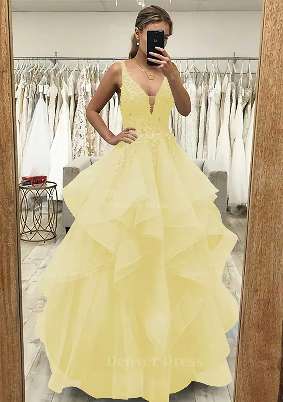 A-line V Neck Sleeveless Long/Floor-Length Tulle Satin Prom Dress With Lace Appliqued