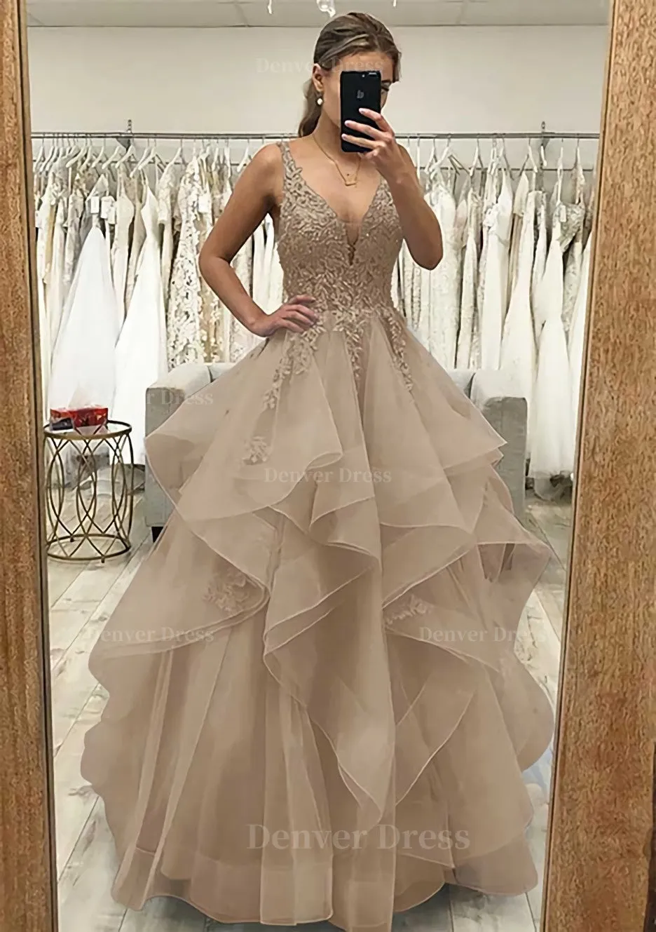 A-line V Neck Sleeveless Long/Floor-Length Tulle Satin Prom Dress With Lace Appliqued