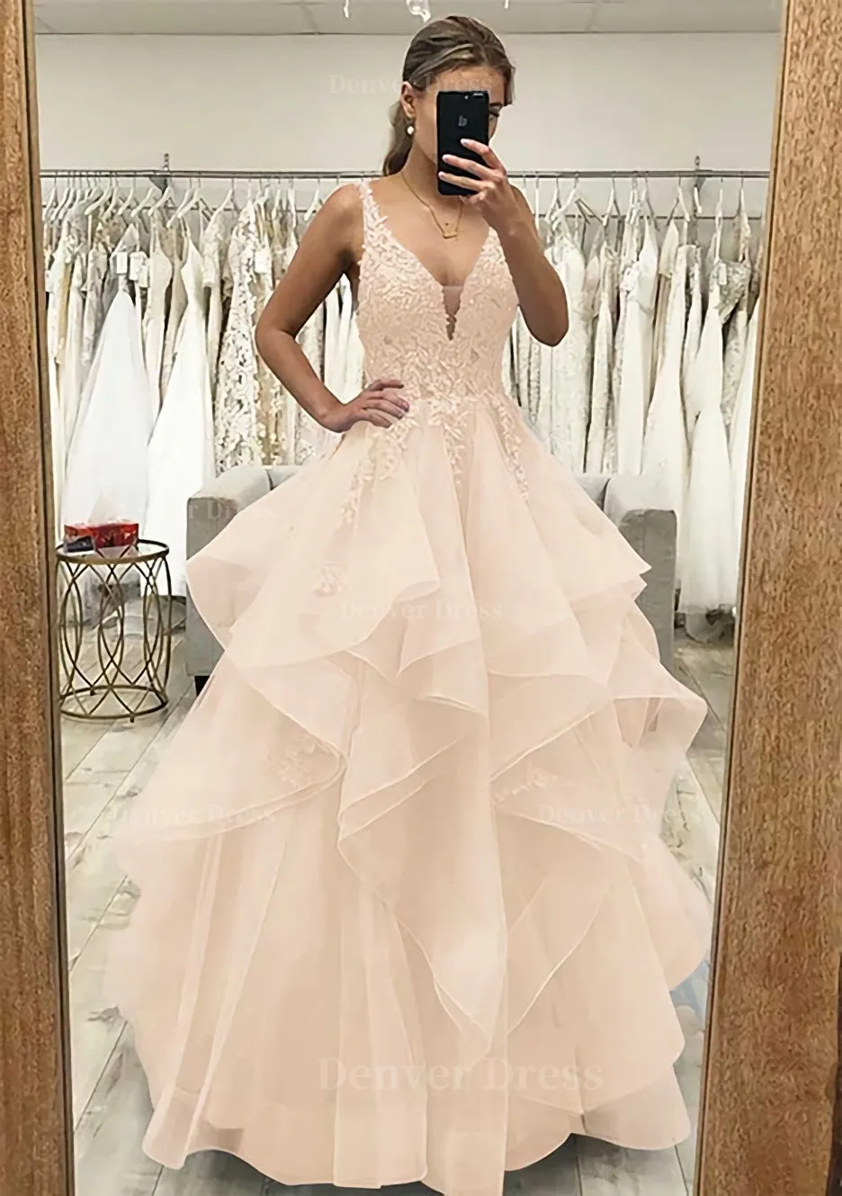 A-line V Neck Sleeveless Long/Floor-Length Tulle Satin Prom Dress With Lace Appliqued