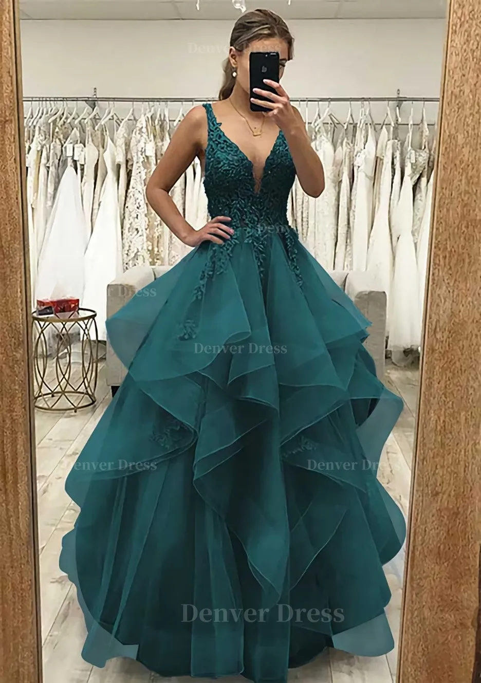 A-line V Neck Sleeveless Long/Floor-Length Tulle Satin Prom Dress With Lace Appliqued