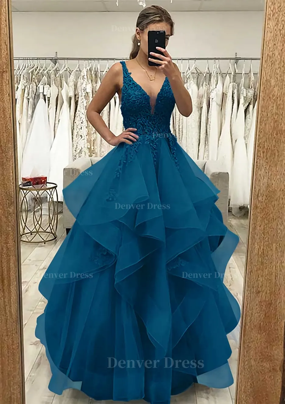 A-line V Neck Sleeveless Long/Floor-Length Tulle Satin Prom Dress With Lace Appliqued