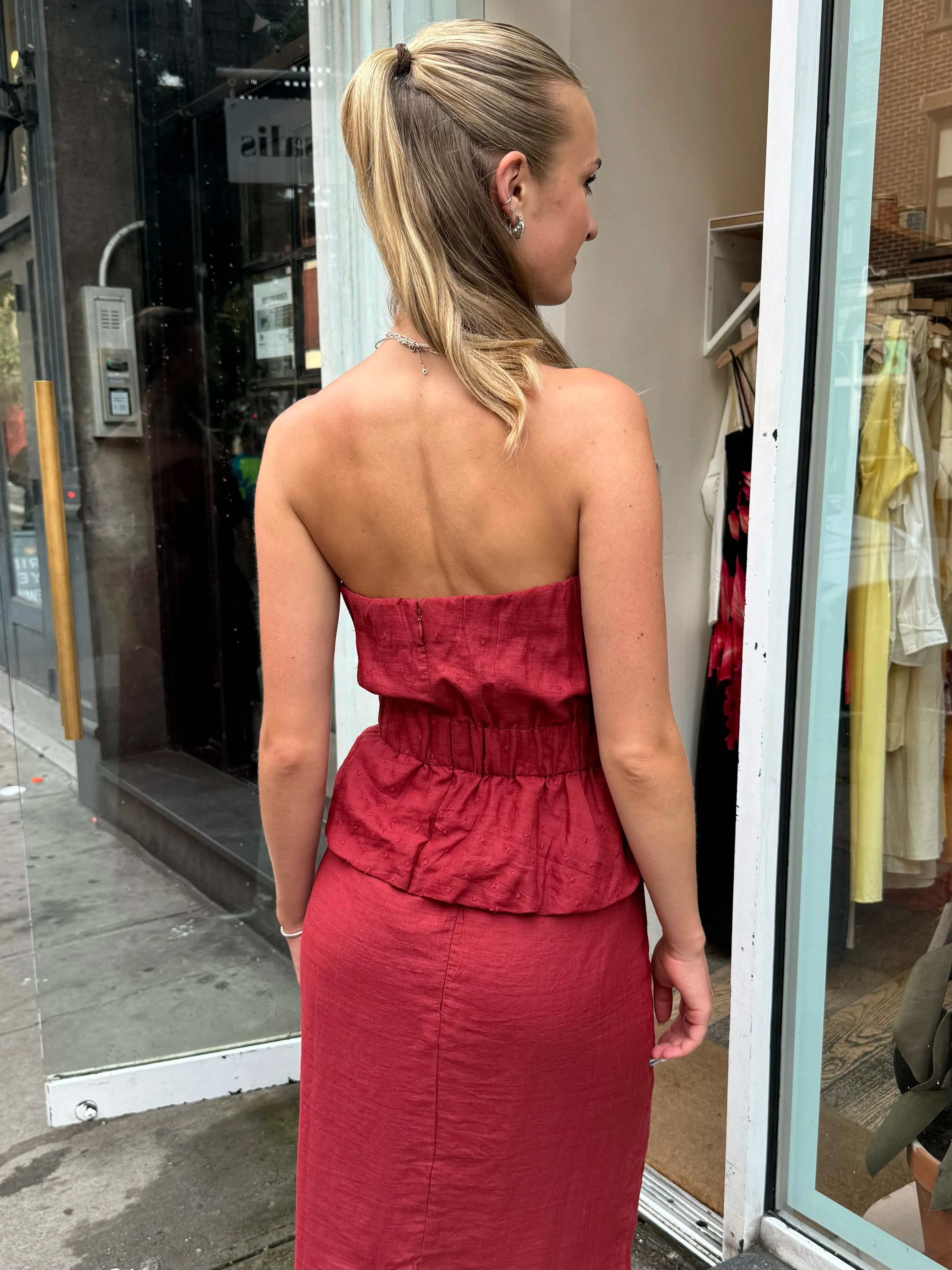 Aurelia Strapless Top in Merlot