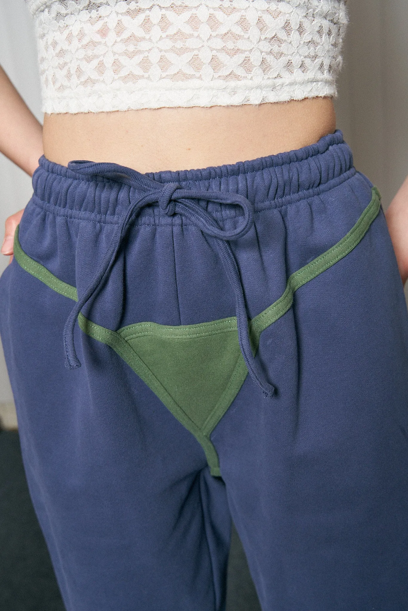 Bikini Bod Sweatpants Blue/Green