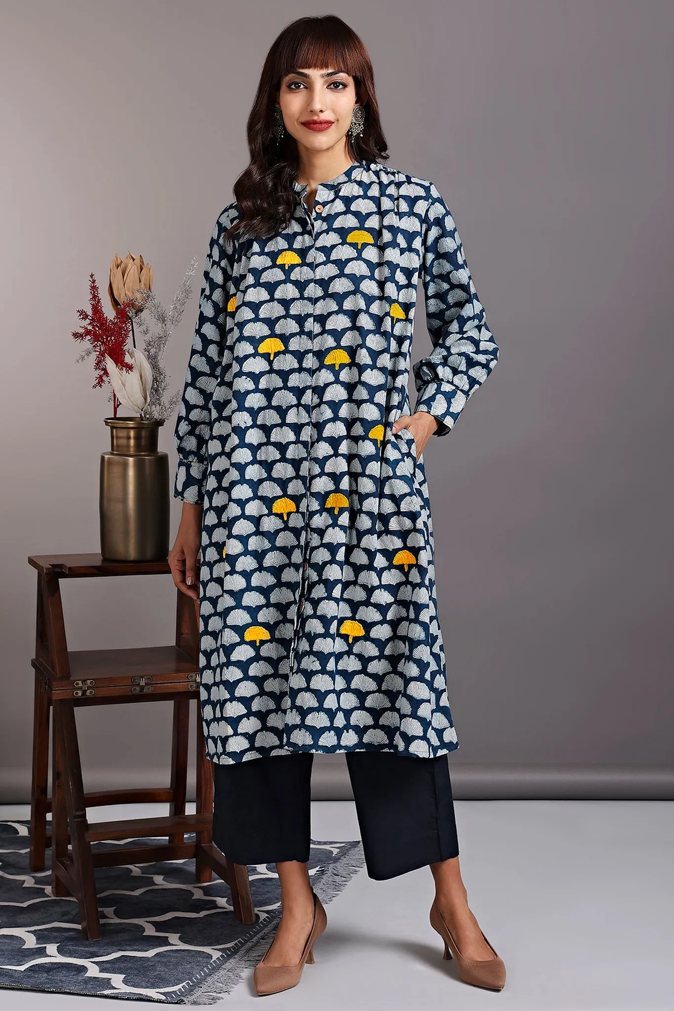 button down gather tunic - cosmopolitan sea & porcelain tulips