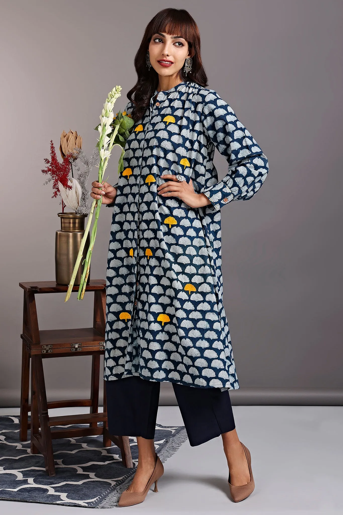 button down gather tunic - cosmopolitan sea & porcelain tulips