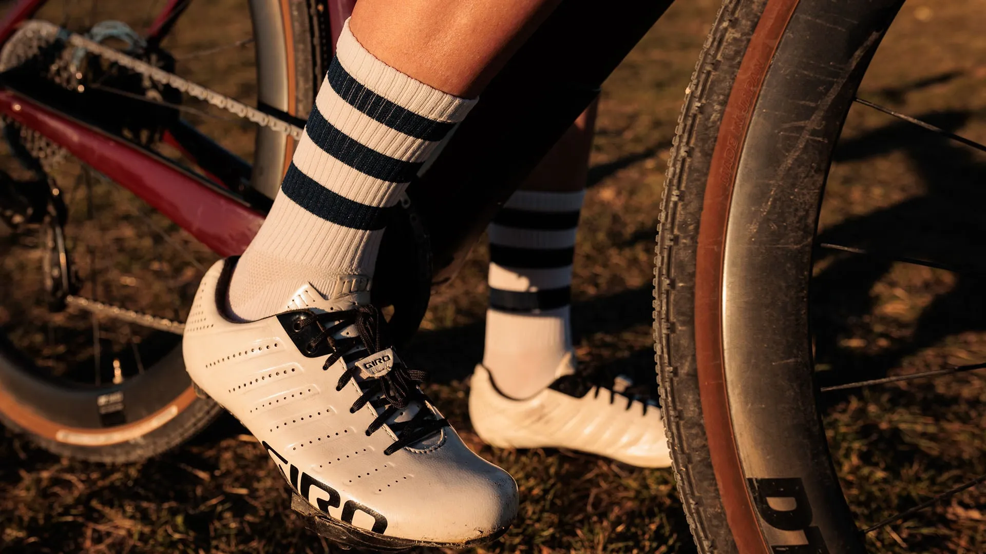 Café du Cycliste Skate Stripe Cycling Socks