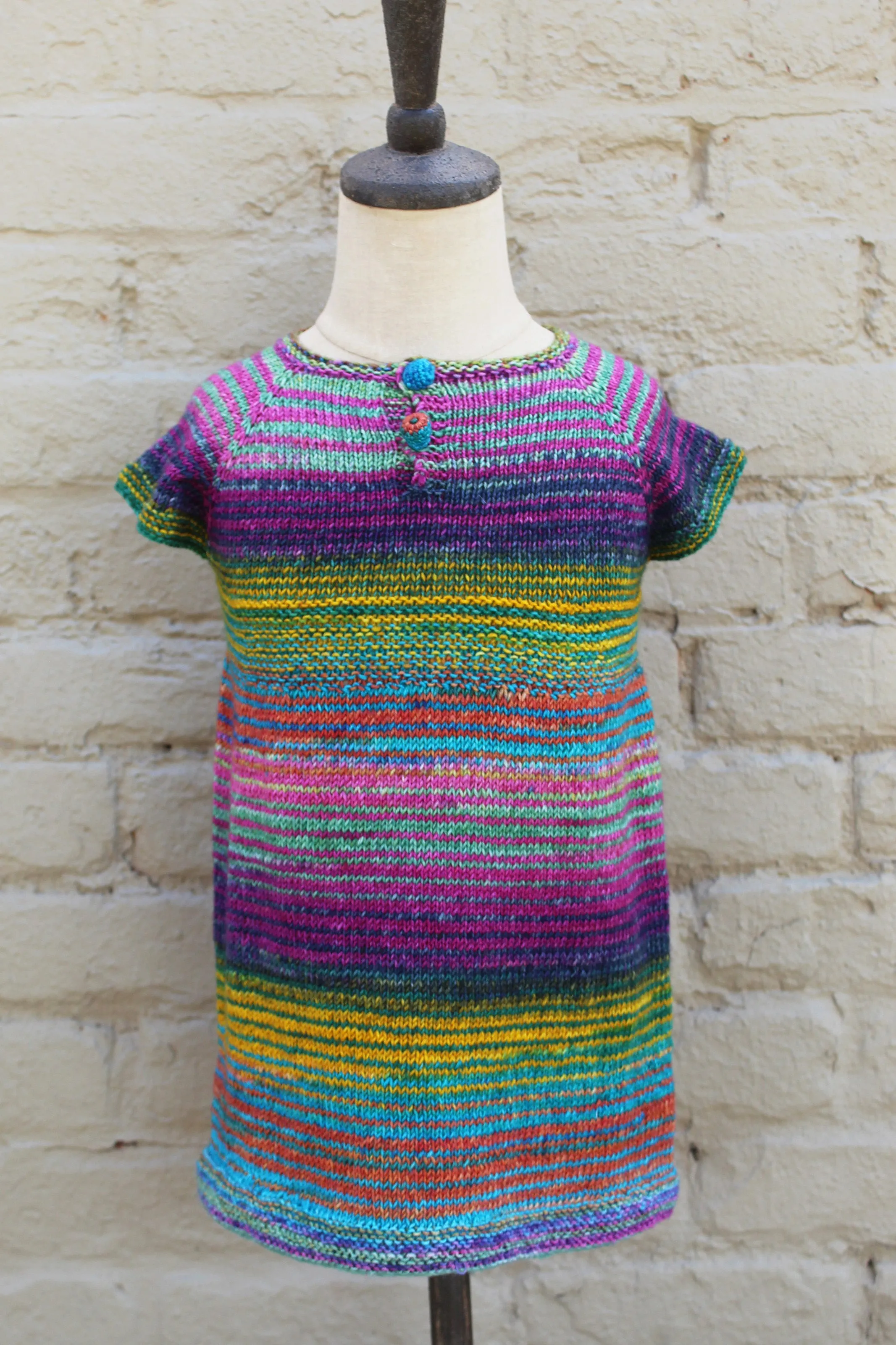 Elyssa Dress Kit (Urth Yarns Uneek Fingering)