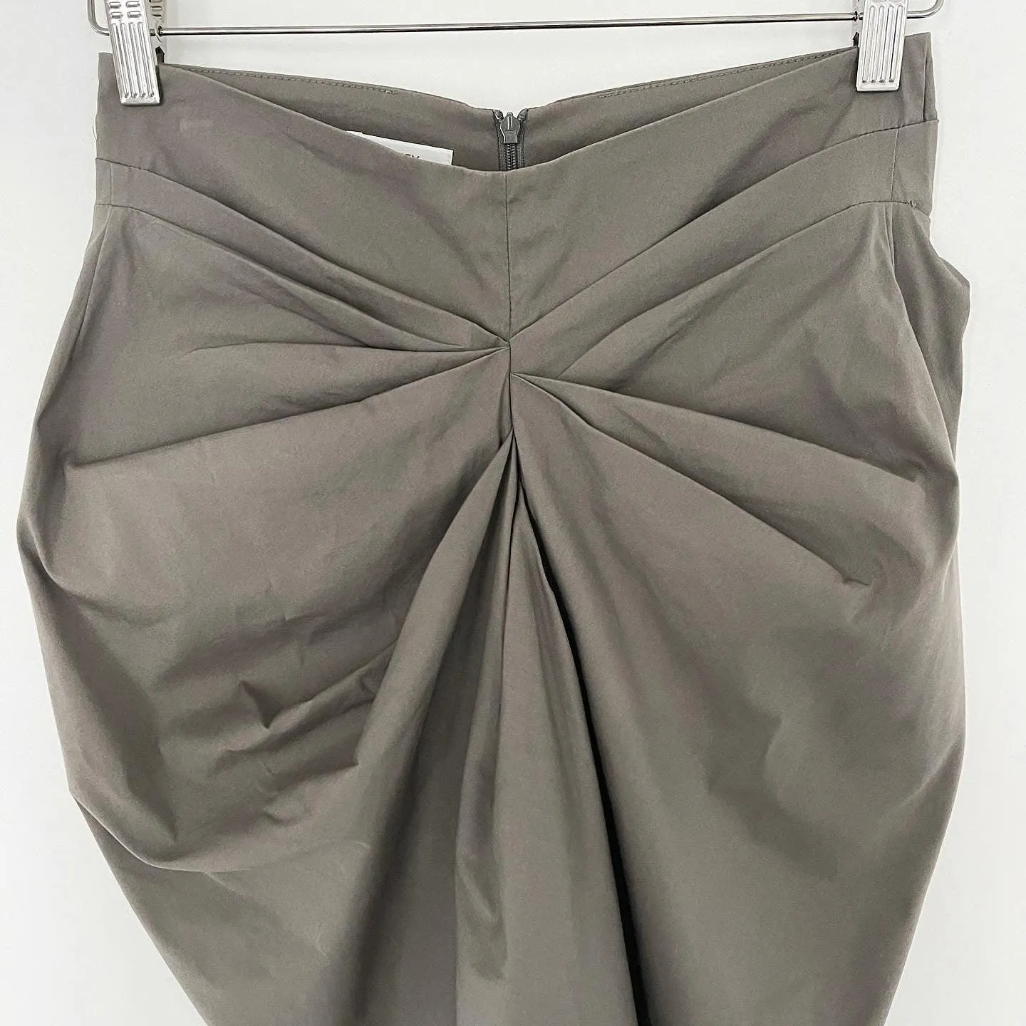 GUNEX Asymmetric Skirt