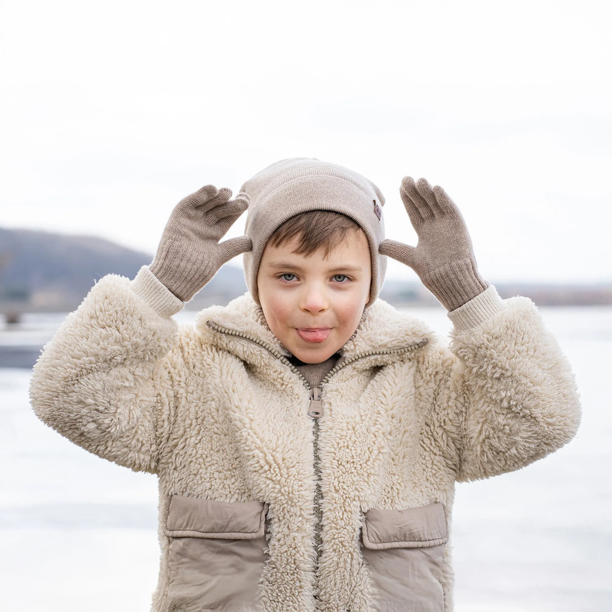 Kids' Knit Beanie & Gloves 2-Piece