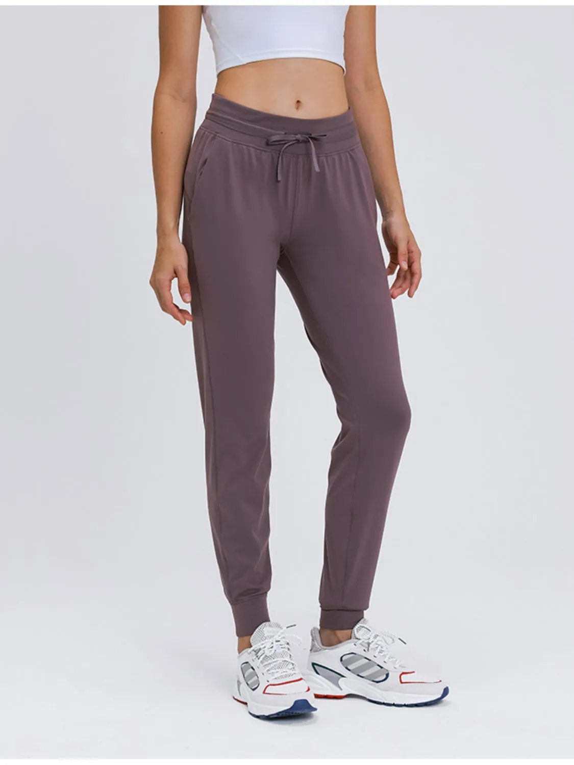 Mid-Rise Jogger