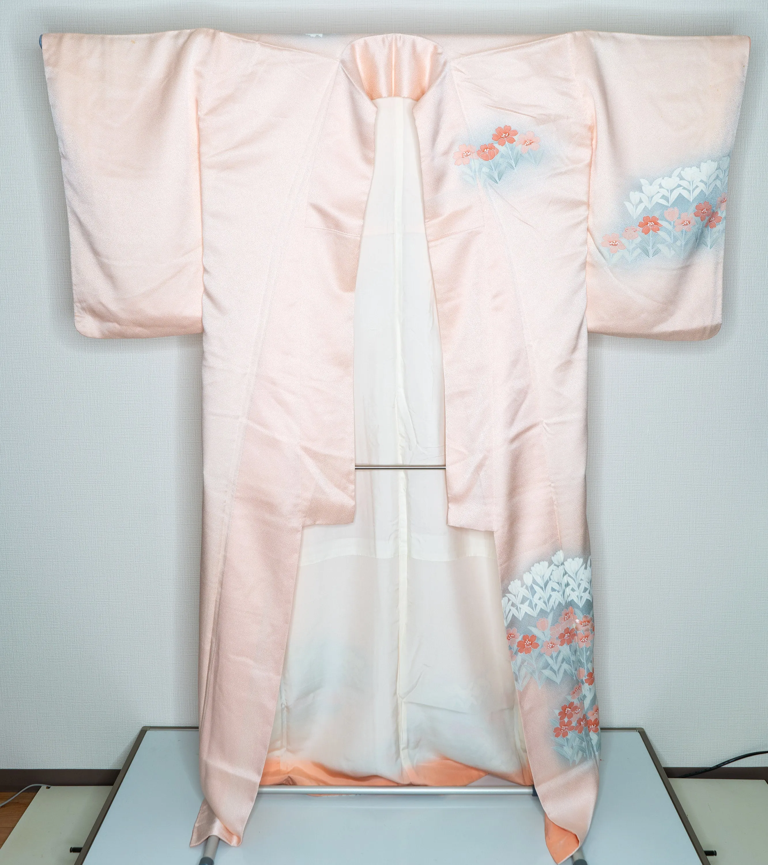 Shiny Silk Light Pink Floral Homongi Flowering Tulips Formal Japanese Women's Kimono Free Shipping