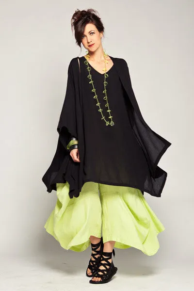 Short Kimono Jacket in Black Crinkle