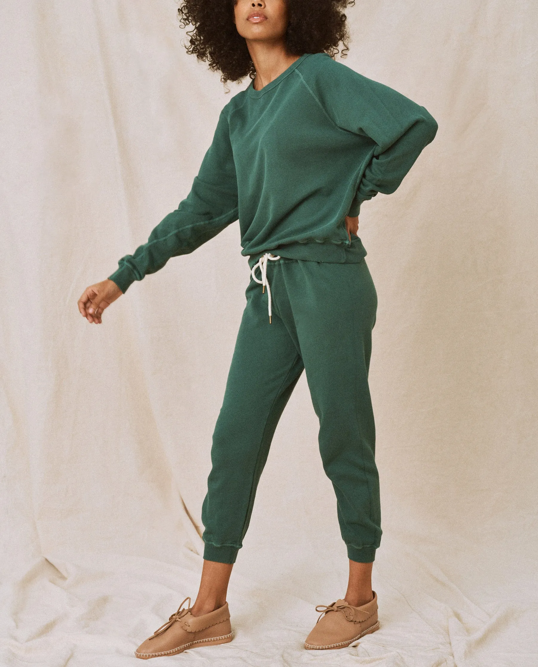 The Cropped Sweatpant. Solid -- Palm Leaf