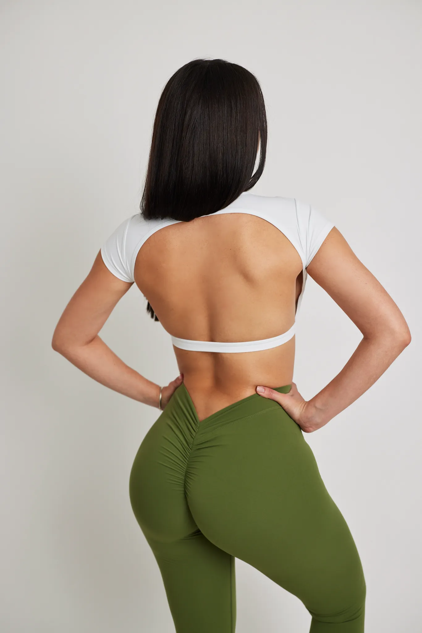 V Back leggings