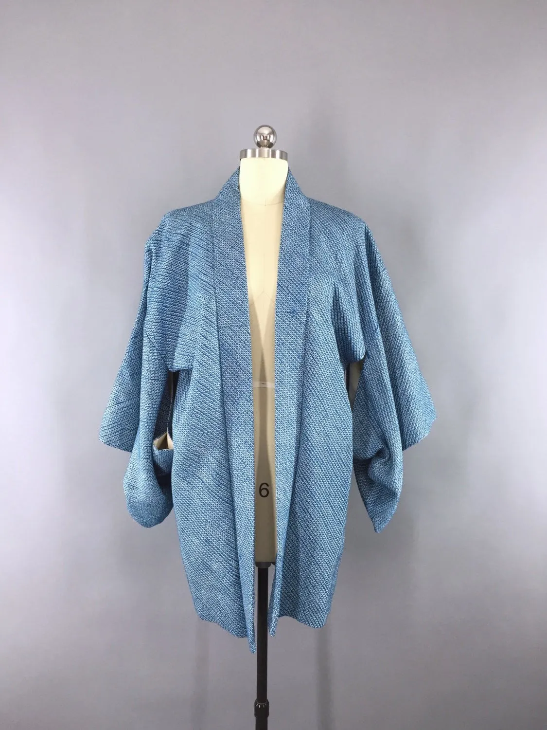 Vintage 1960s Silk Kimono Jacket Haori Cardigan Blue & White Shibori