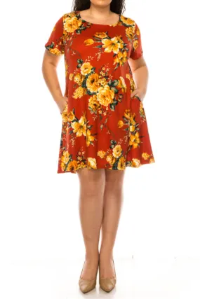 Women's Plus Size Floral Short Sleeve Dress with Round Neckline and Side Pockets